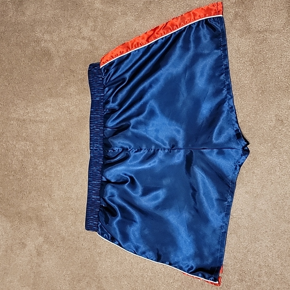 DISNEY SHORTS - Picture 2 of 5